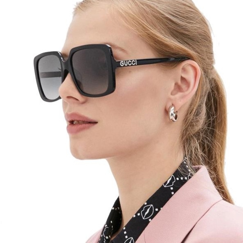 GUCCI Grey Gradient Square Ladies Sunglasses
GG0728SA 001 57